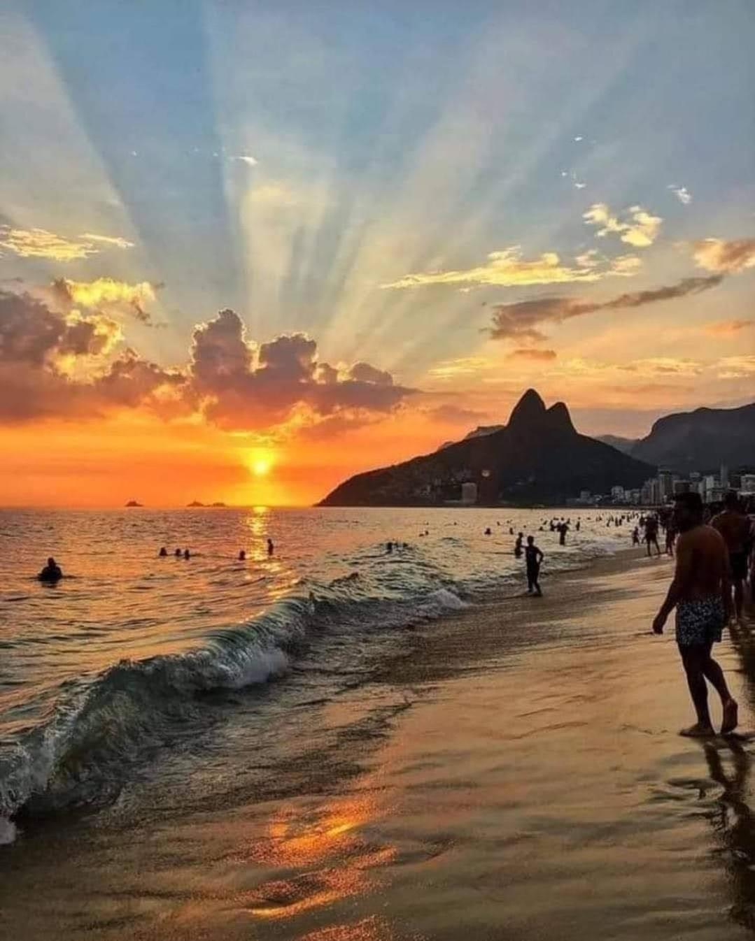Pousada Dos Mestres Cabo Frio Bagian luar foto